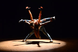 DANCING IN THE SCREEN - Hip Hop